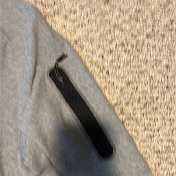 Nike Tech Men's Gray Sweater - Picture 4 of 5